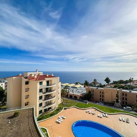 Terrace - Amazing Views Of Town